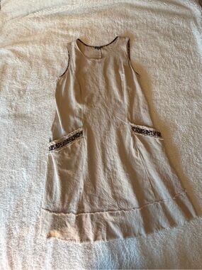 Roz & Ali Beige Linen-Blend Top with Leopard Trim